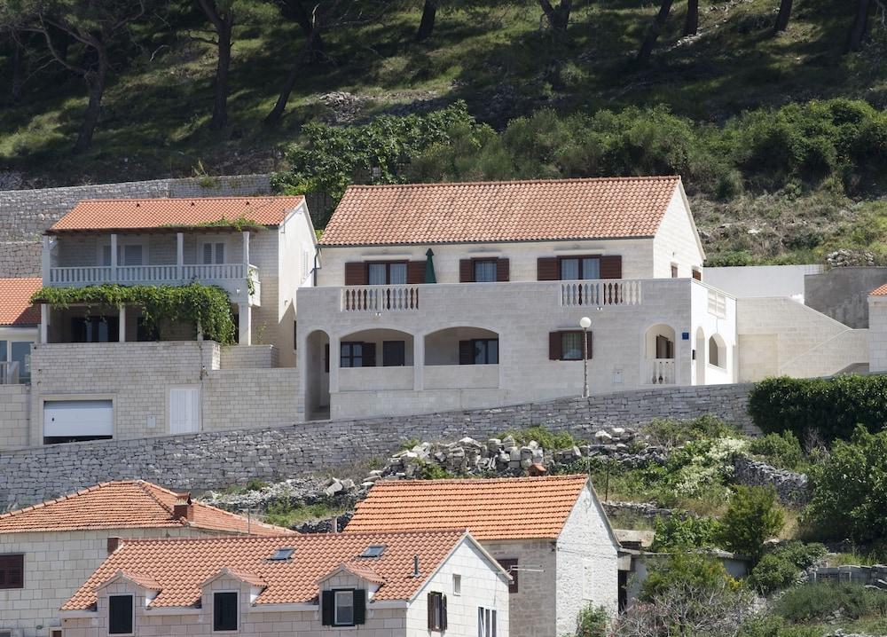 Pucisca Villa بوستيرا المظهر الخارجي الصورة